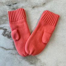 Charger l'image dans la galerie, Mitaines mi-saison tricot pour enfants Deux par Deux
