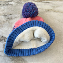 Charger l'image dans la galerie, Tuque hiver pour enfants forêt rose Deux par Deux
