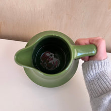 Charger l'image dans la galerie, Pichet vert Céramique de Beauce #113
