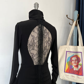 Robe franges et dentelle Ève Gravel