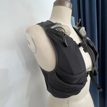 Charger l&#39;image dans la galerie, Veste de course The North Face Summit Run Race Day - 8L
