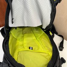 Charger l'image dans la galerie, Sac pour homme Osprey Raptor 14L w/Res - Les Mal-Aimés ❤️‍🩹
