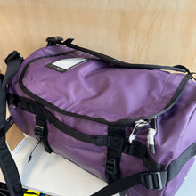 Charger l&#39;image dans la galerie, Sac The North Face Base Camp Duffel S
