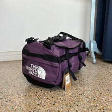 Charger l&#39;image dans la galerie, Sac The North Face Base Camp Duffel S
