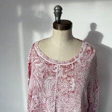 Charger l&#39;image dans la galerie, Chandail rouge Oui
