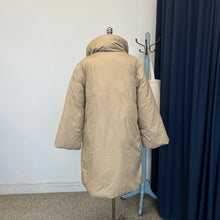 Charger l&#39;image dans la galerie, Manteau Aware beige
