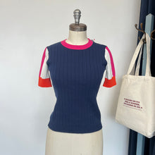 Charger l&#39;image dans la galerie, Chandail à manches courtes Vilagallo
