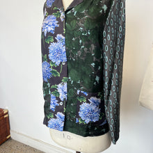 Charger l&#39;image dans la galerie, Chemise en soie In bed with you
