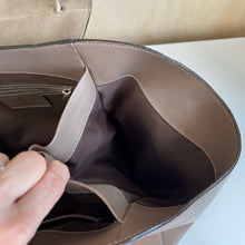 Charger l'image dans la galerie, Sac en cuir Alberto Di Canio
