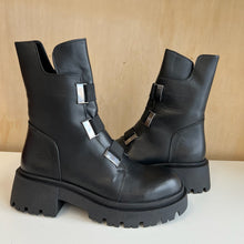 Charger l'image dans la galerie, Bottes Radar Tyche
