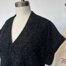 Charger l&#39;image dans la galerie, Chandail scintillant Part Two
