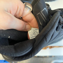 Charger l'image dans la galerie, Bottes UGG Yose Puffer - Les Mal-Aimés ❤️‍🩹
