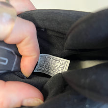 Charger l'image dans la galerie, Bottes UGG Yose Puffer - Les Mal-Aimés ❤️‍🩹
