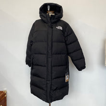 Charger l&#39;image dans la galerie, Manteau d&#39;hiver The North Face Parka Nuptse - Les Mal-Aimés ❤️‍🩹
