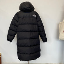 Charger l&#39;image dans la galerie, Manteau d&#39;hiver The North Face Parka Nuptse - Les Mal-Aimés ❤️‍🩹
