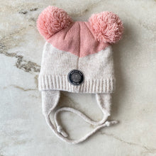 Charger l&#39;image dans la galerie, Tuque hiver deux pompons Deux par Deux
