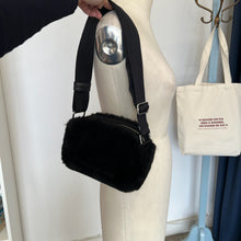 Charger l'image dans la galerie, Sac bandoulière fausse fourrure Bimba Y Lola

