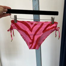 Charger l'image dans la galerie, Maillot de bain bikini Pink zebra Beach Life
