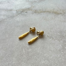 Charger l&#39;image dans la galerie, Boucles d&#39;oreilles Monet
