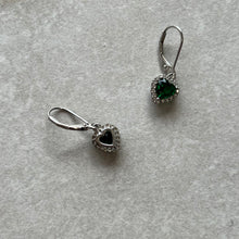 Charger l&#39;image dans la galerie, Boucles d&#39;oreilles coeurs verts
