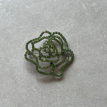 Charger l&#39;image dans la galerie, Broche rose verte
