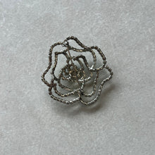Charger l&#39;image dans la galerie, Broche rose verte
