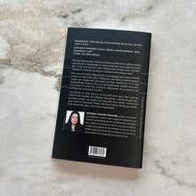 Charger l&#39;image dans la galerie, Livre Nauetakuan un silence pour un bruit Natasha Kanapé Fontaine
