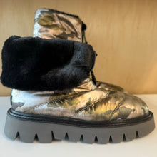 Charger l&#39;image dans la galerie, Bottes camo Elena Lachi
