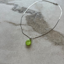 Charger l&#39;image dans la galerie, Collier pendentif vert
