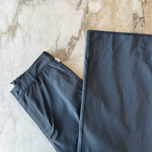 Charger l'image dans la galerie, Pantalon en nylon jambe large Vallier
