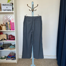 Charger l'image dans la galerie, Pantalon en nylon jambe large Vallier
