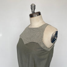 Charger l&#39;image dans la galerie, Robe Jennifer Glasgow Osaka verte
