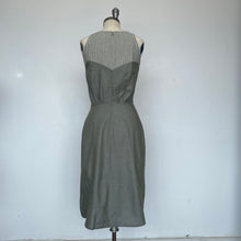 Charger l&#39;image dans la galerie, Robe Jennifer Glasgow Osaka verte
