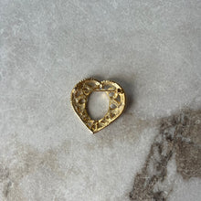 Charger l&#39;image dans la galerie, Broche coeur
