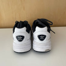 Charger l&#39;image dans la galerie, Chaussures Adidas
