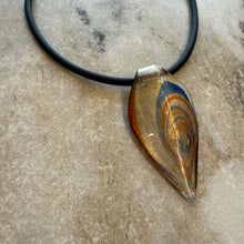 Charger l&#39;image dans la galerie, Collier de verre
