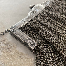 Charger l&#39;image dans la galerie, Sac antique en mailles German silver
