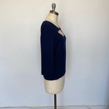 Charger l&#39;image dans la galerie, Chandail bleu Voyou
