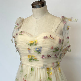 Robe de soirée broderies florales