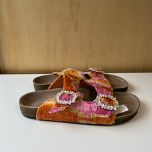Charger l&#39;image dans la galerie, Sandales SilkWorm Treasures
