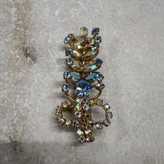 Broche florale bleue