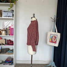 Charger l'image dans la galerie, Chandail rouge Sarah Pacini
