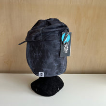 Charger l'image dans la galerie, Casquette de natation Dip N' Dive Tie Dye Headster
