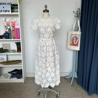 Robe en dentelle florale Self-portrait
