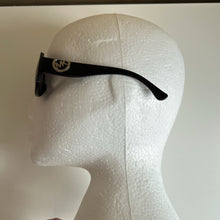 Charger l'image dans la galerie, Lunettes de soleil Michael Kors prescription inconnue
