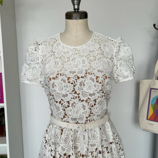 Robe en dentelle florale Self-portrait