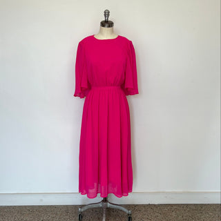 Robe avec cape rose Essentiel Antwerp
