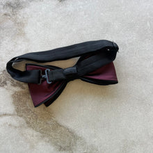 Charger l&#39;image dans la galerie, Noeud papillon rouge Philippe Dubuc
