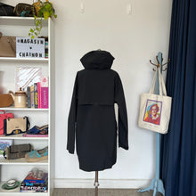 Charger l'image dans la galerie, Manteau long imperméable à trois couches Parnell Vallier
