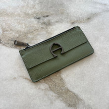 Charger l&#39;image dans la galerie, Pochette Etienne Aigner
